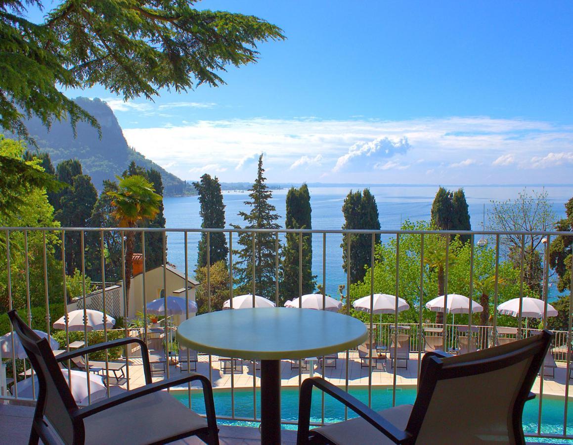 Hotel Excelsior Le Terrazze Garda  Bagian luar foto
